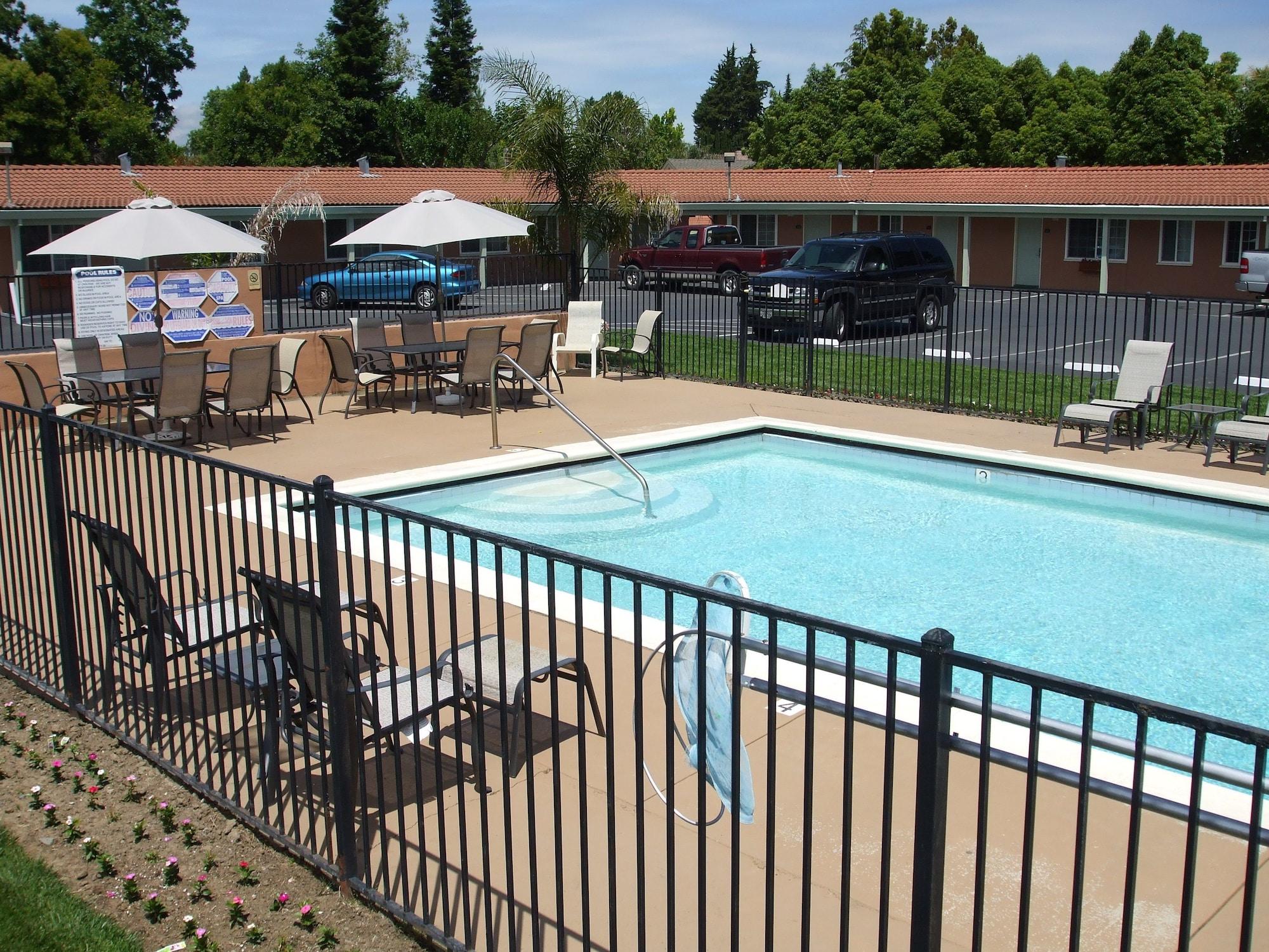 Tri-Valley Inn & Suites Pleasanton Εξωτερικό φωτογραφία