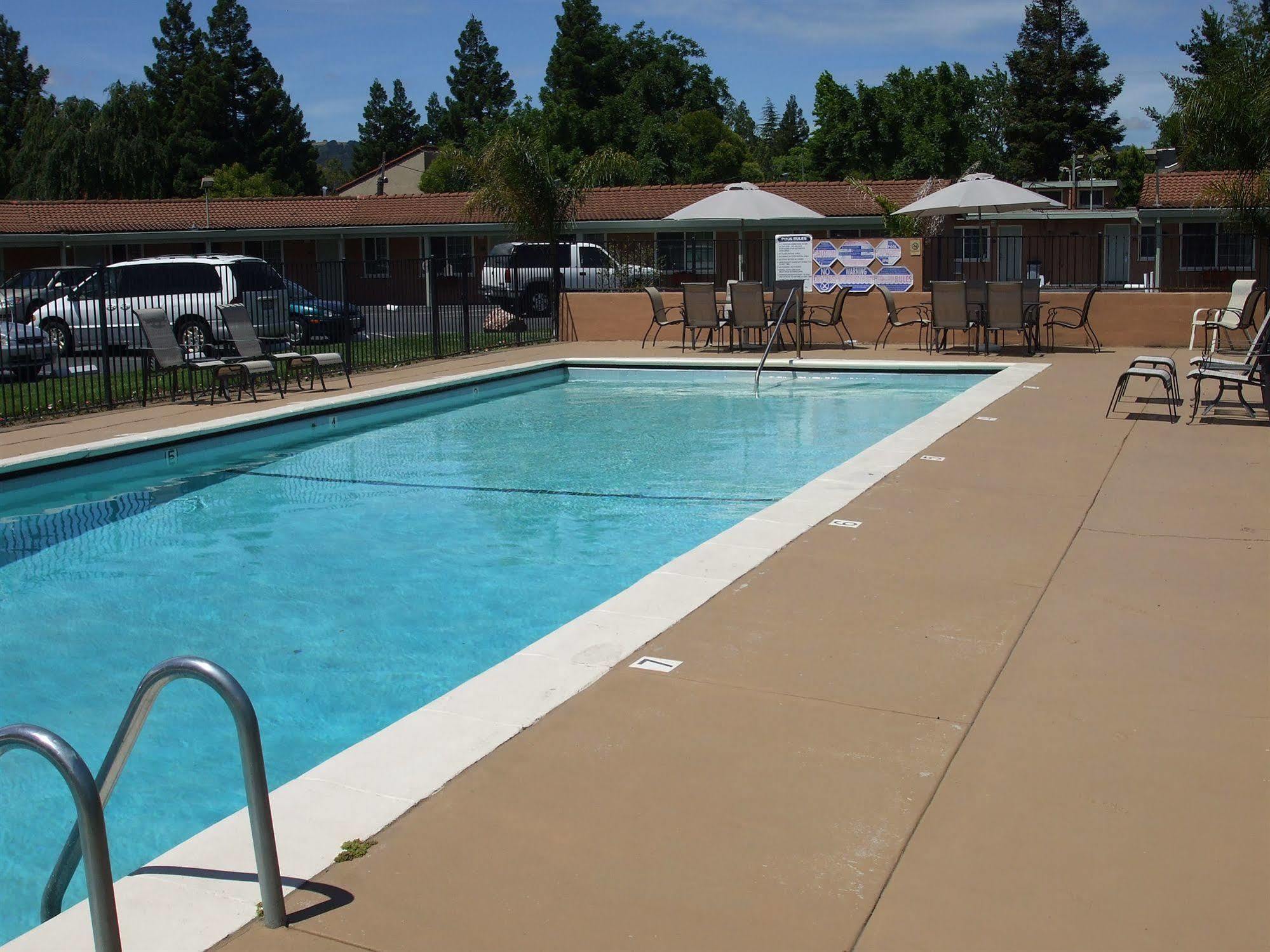 Tri-Valley Inn & Suites Pleasanton Εξωτερικό φωτογραφία
