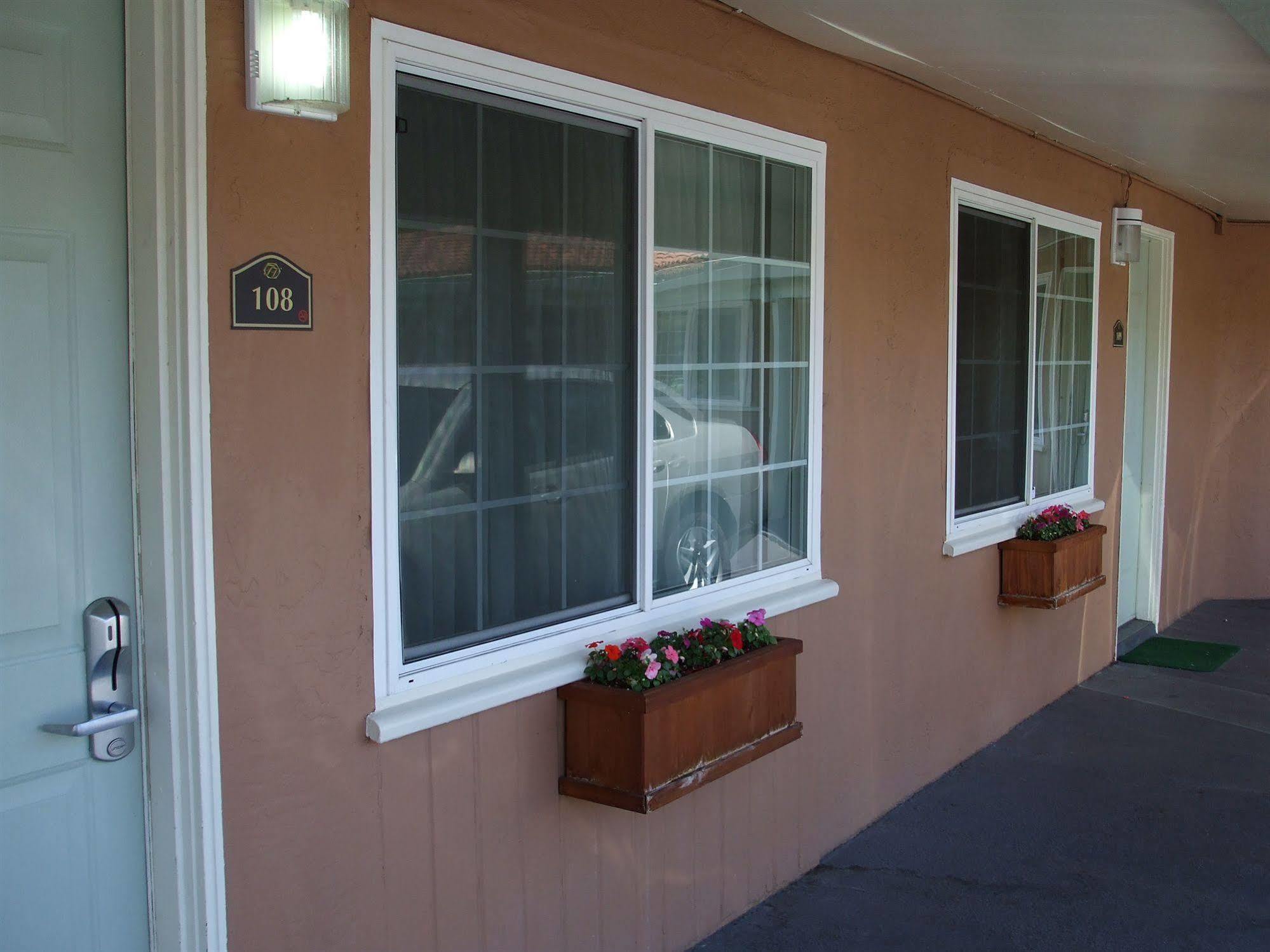 Tri-Valley Inn & Suites Pleasanton Εξωτερικό φωτογραφία
