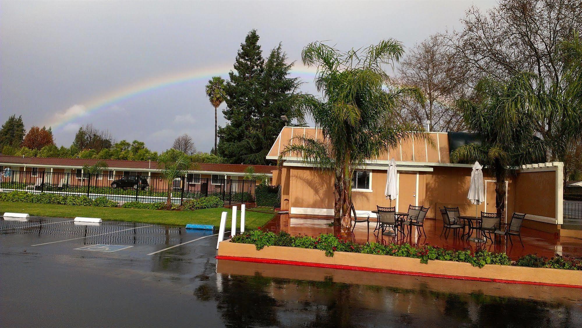 Tri-Valley Inn & Suites Pleasanton Εξωτερικό φωτογραφία